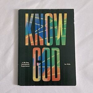 💫 Know God: A 28-Day Devotional Experience For Kids by Ben Crawshaw Paperback
